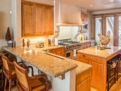 Right in Snowmass Village Townhome for Rent Luxury